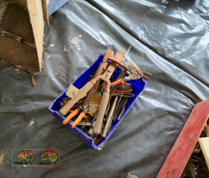 Hedge Trimmers & Tools