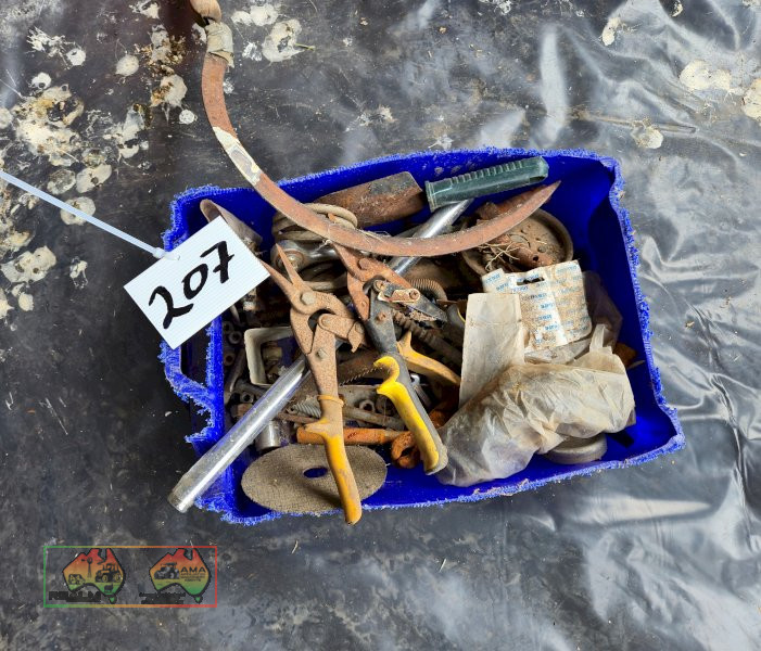 Tub of Tools - photo 2