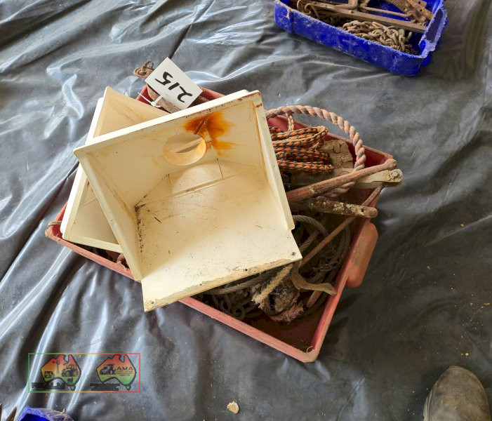 Ropes, Chains & Leaf Guard Boxes - photo 4