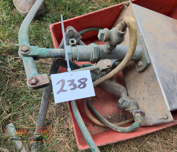 2x Corned Beef Pickling Pumps - photo 2