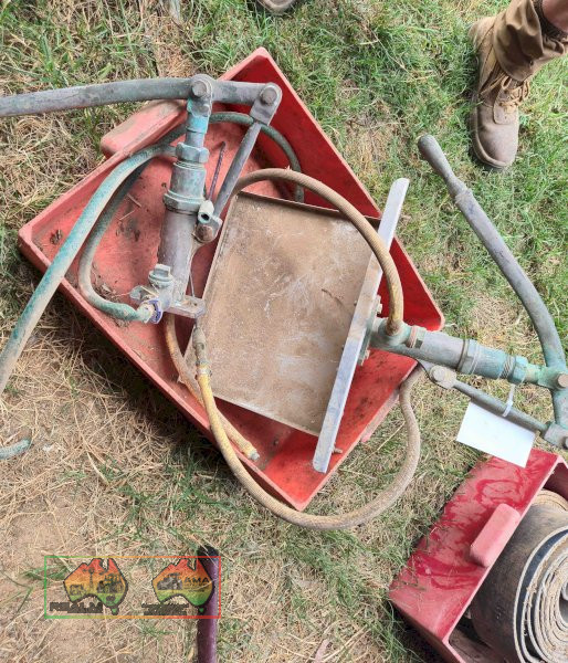 2x Corned Beef Pickling Pumps - photo 4