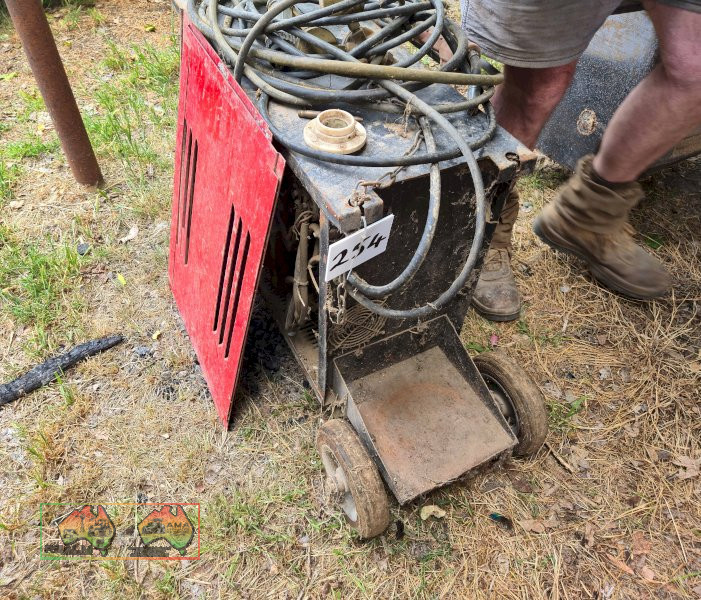 Mig Welder - photo 3