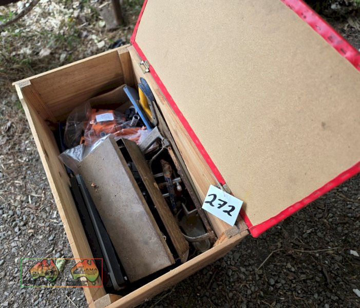 Box with Vice & Hand Tools - photo 2