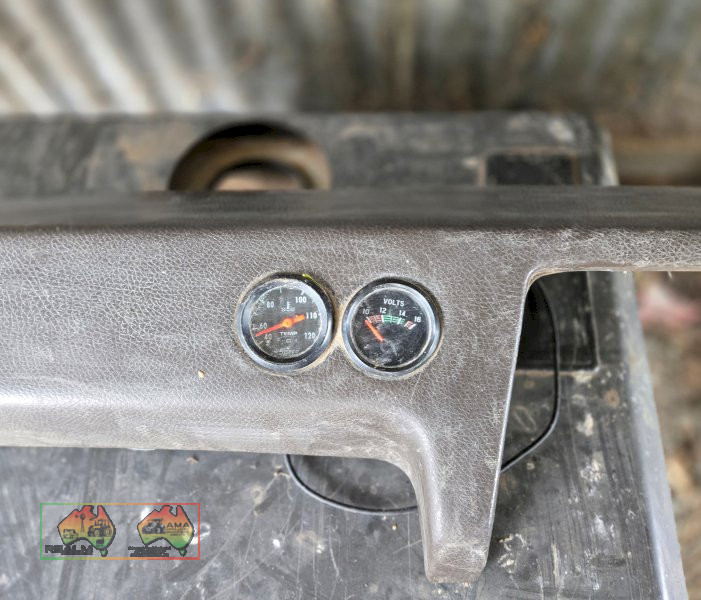 Holden HQ Dash Pad with Guages - photo 2
