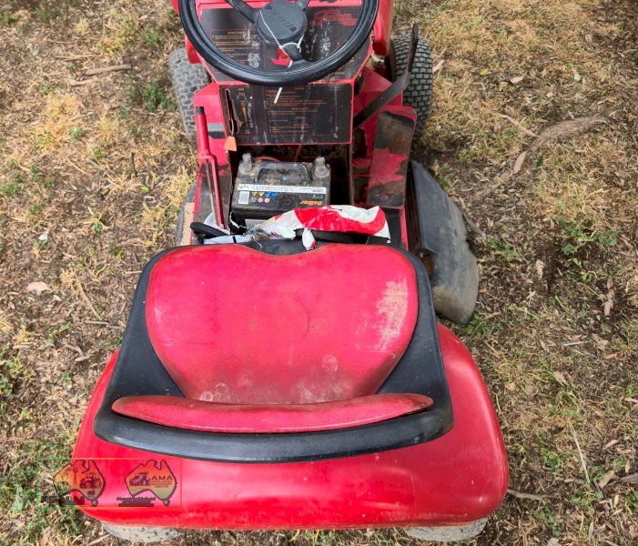 Cox Ride-on Mower - photo 4