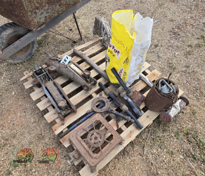 Pallet of Jacks, Sundries & A Wheelbarrow - photo 2