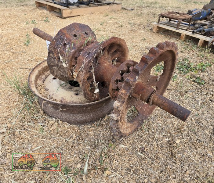Antique Driveshaft with Clutch - photo 5