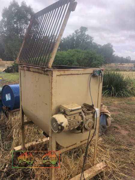 Thorough Horse Feed Mixer - photo 3