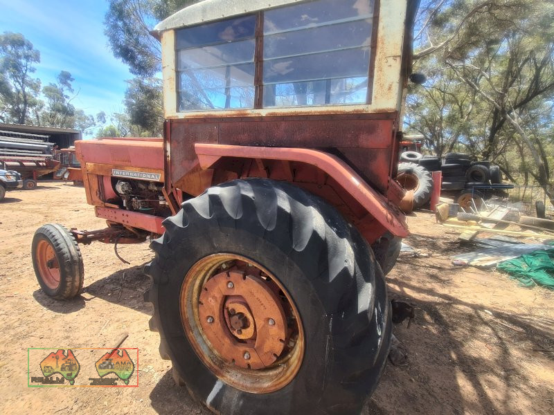 IH-766 Tractor - photo 3
