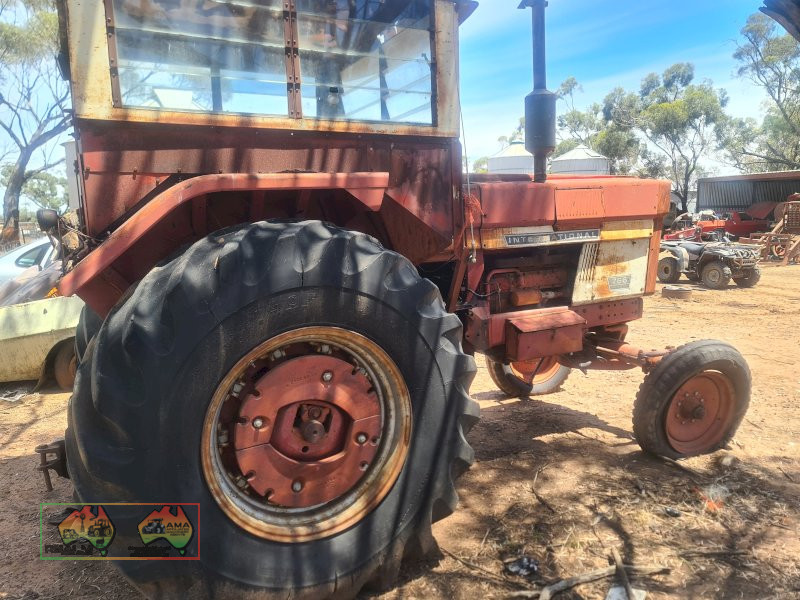 IH-766 Tractor - photo 4