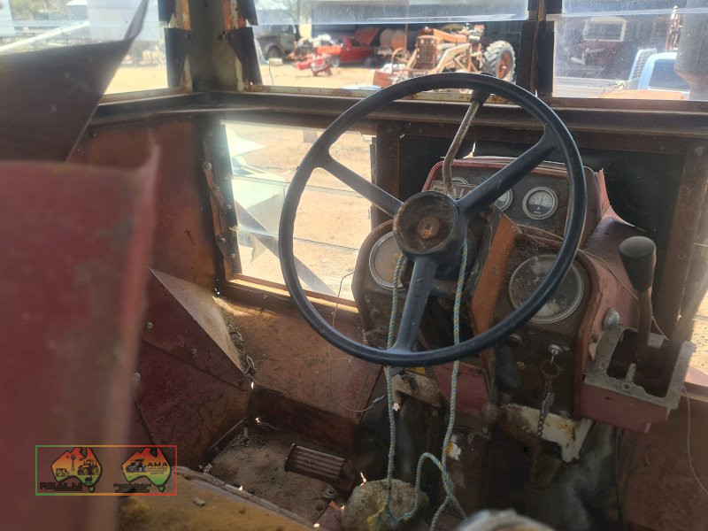 IH-766 Tractor - photo 6