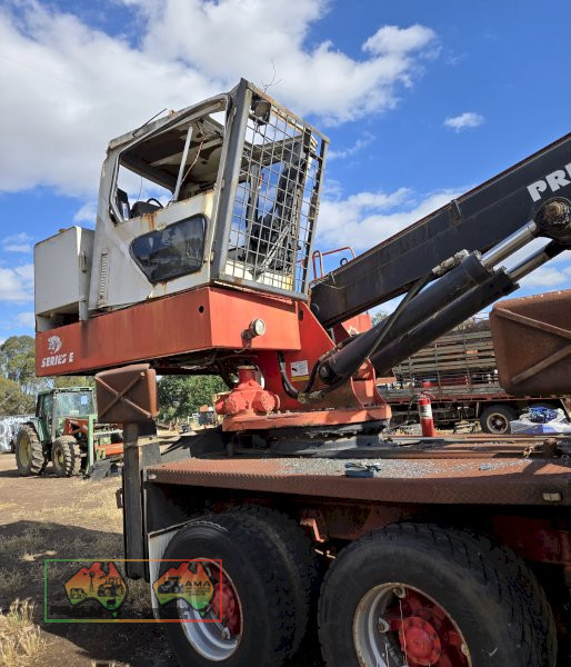 Prentice 210E log Loader - photo 9