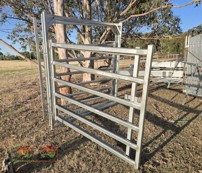 New H/duty Cattle Yard Gates - photo 3
