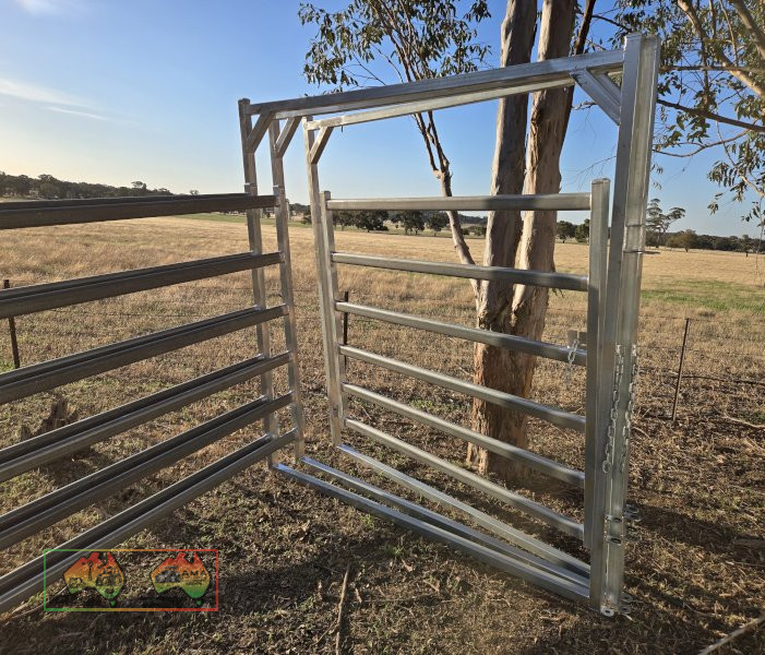 New H/duty Cattle Yard Gates - photo 2