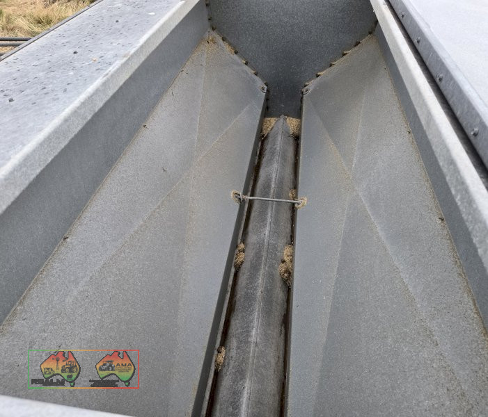 1 Ton Wheeled Paton Feeder (No.2) - photo 5