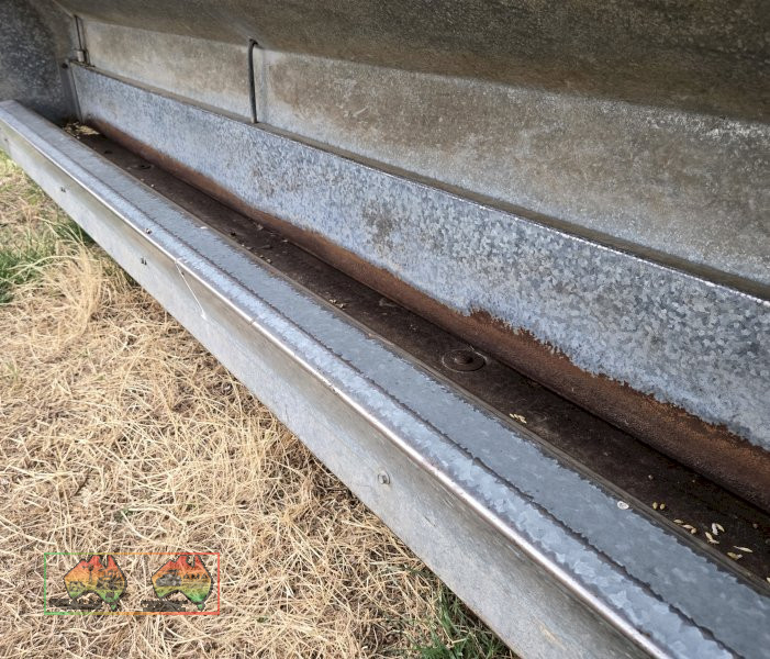 1 Ton Wheeled Paton Feeder (No.2) - photo 4