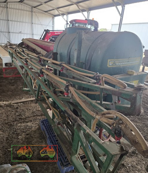 800 Ltr Goldacres 12m Boom Sprayer - photo 5