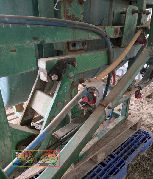 800 Ltr Goldacres 12m Boom Sprayer - photo 6