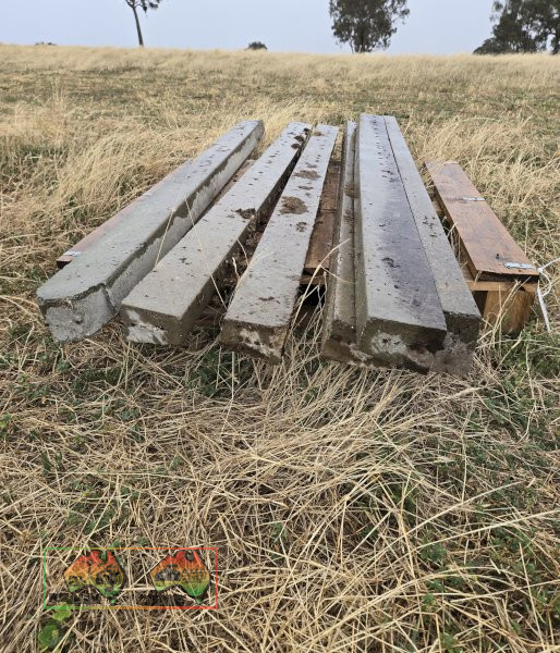6x New Concrete Fence Posts - photo 3
