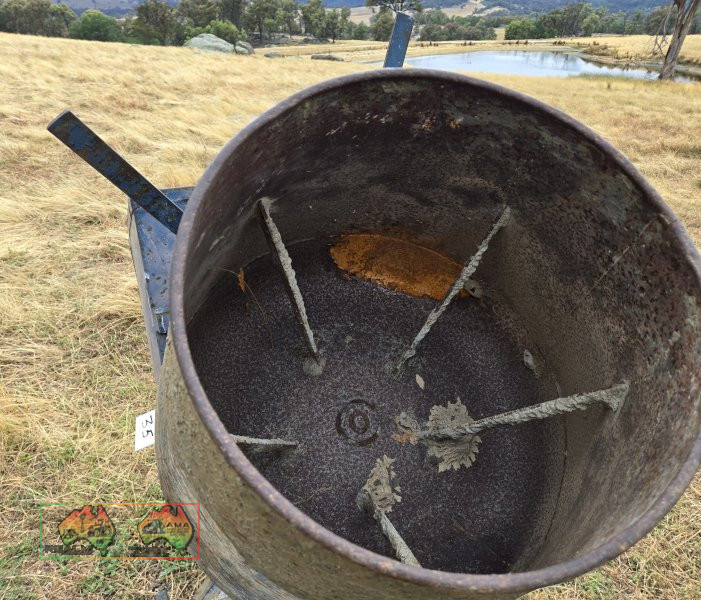Cement Mixer with Honda G-200 Engine - photo 5