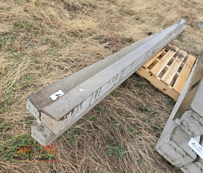 3x New Concrete Stays 3.6m