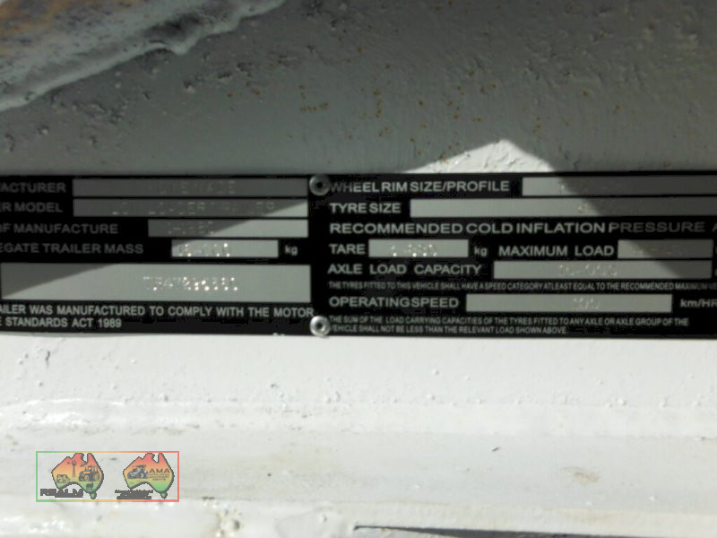 White Tag Pig Trailer with Hyd. Ramps - photo 9