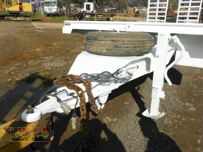 White Tag Pig Trailer with Hyd. Ramps - photo 6