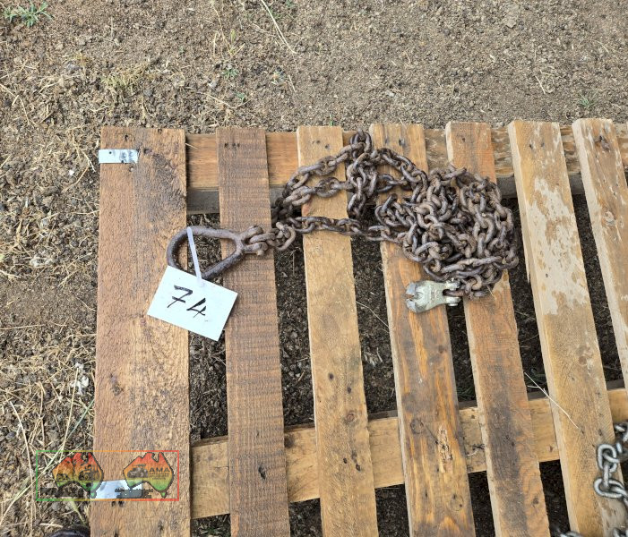 8mm x 5m Drag Chain with Hook & Eye
