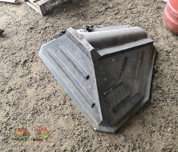 Poly Auger Hopper, Near New Cond. - photo 4