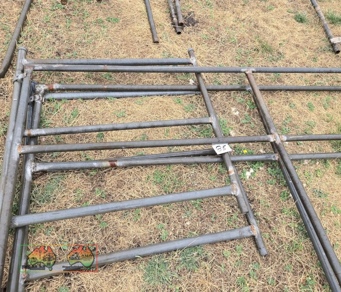 Steel Panels from Dis-used Horse Yard - photo 2