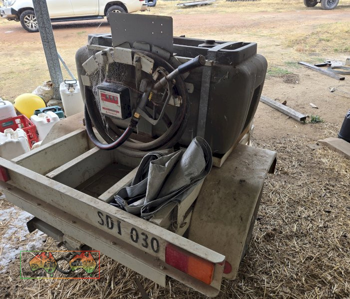 Trailing Silvan 200 Ltr Fuel Tank - photo 7