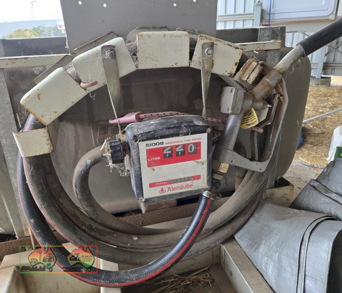 Trailing Silvan 200 Ltr Fuel Tank - photo 6