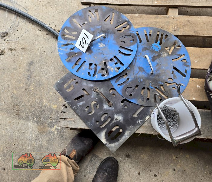 Bale Stencils, Clips & Hook