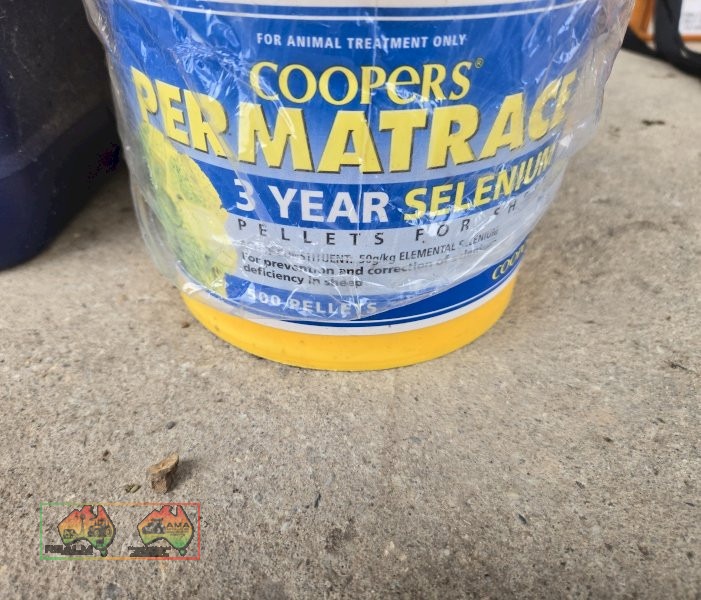 5Ltr Durocare Drench & Permatrace Selenium Bullets - photo 3