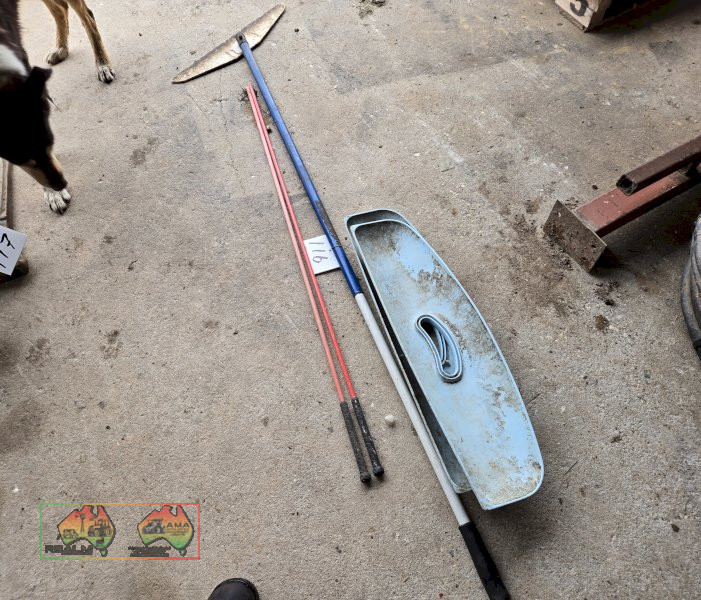 Wool Paddle, Wool Bats & 2x Pointer Sticks