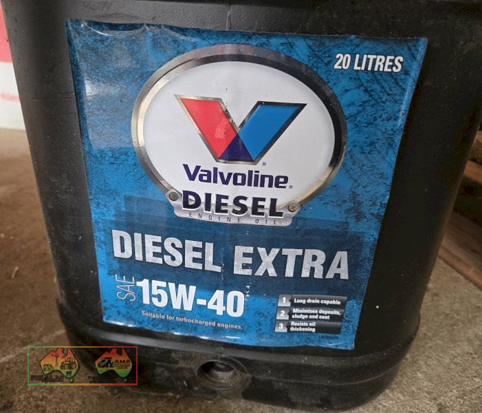 20Ltr Un-Opened Tractor Engine Oil - photo 2