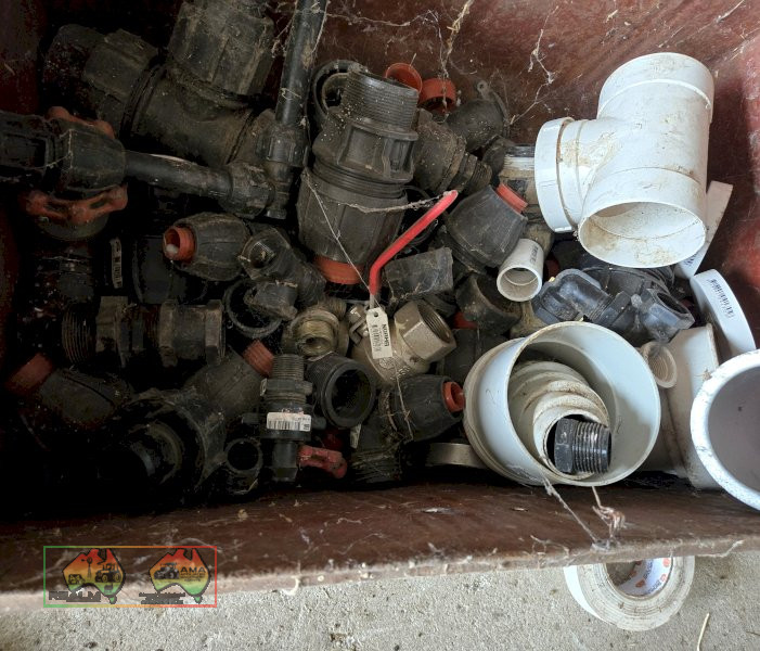 Tin Chest with Assorted Pipe Fittings - photo 3