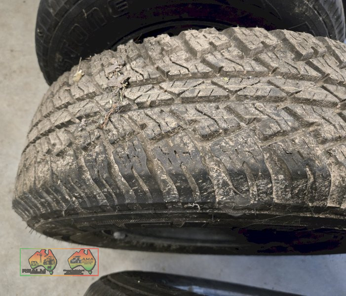 4x D-Max 4x4 Rims & Tyres - photo 4