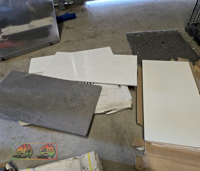 34 Assorted House Tiles 600x300 - photo 1