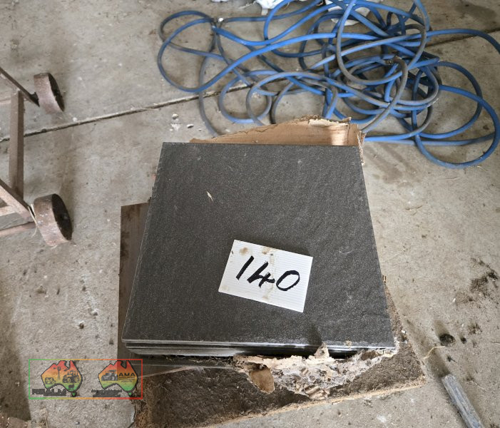 40 Assorted House Tiles 300x300 - photo 5