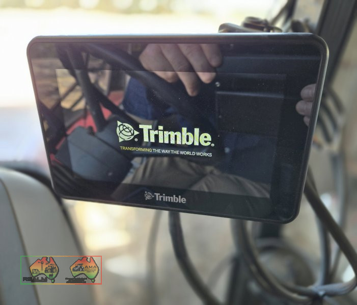 Trimble GFX-350 with NAV-500 Guidance Controller - photo 2