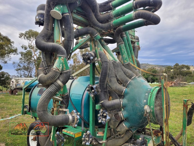 Goldacres 3000 Twin Canopy Vineyard Sprayer - photo 5