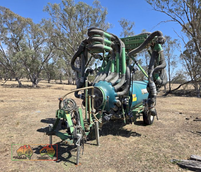 Goldacres 3000 Twin Canopy Vineyard Sprayer - photo 3