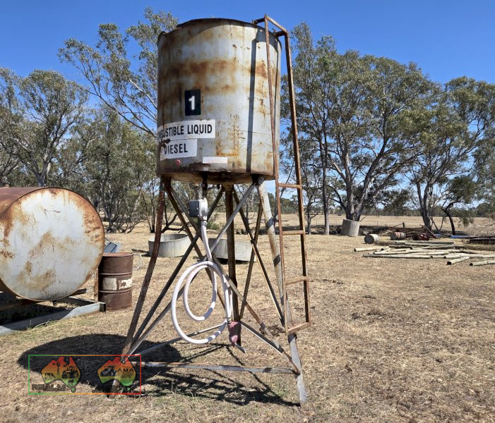 1,200 Ltr O/Head Diesel Bowser