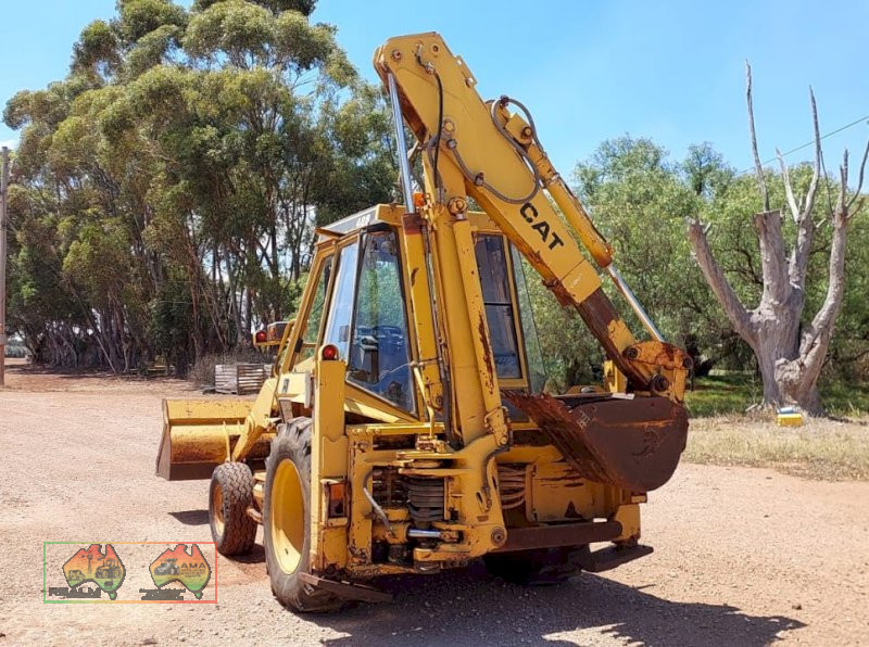 Cat 428 Backhoe - photo 4