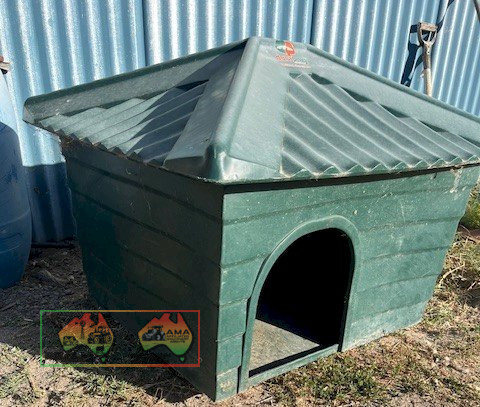 Poly Dog Kennel