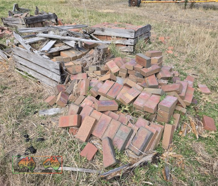 Assorted New Bricks & Pavers - photo 2