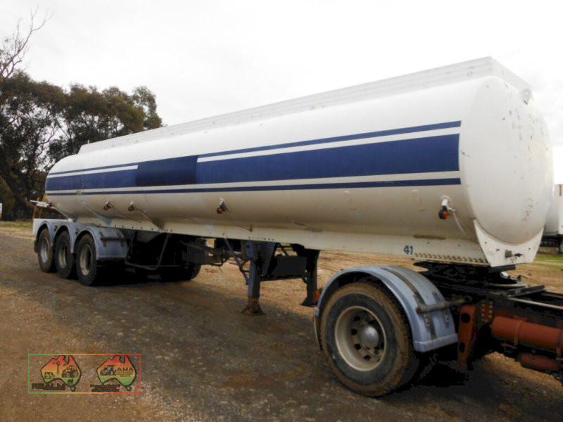 Convair Tri axle Alloy Tanker - photo 2