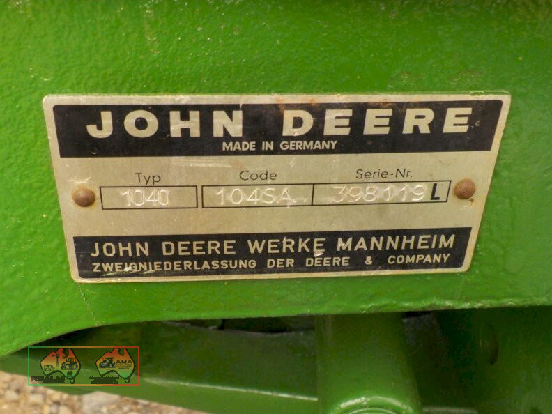 John Deere 1040 Tractor - photo 8