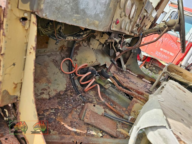 Kaiser 6WD Prime Mover 250 Cummins - photo 20